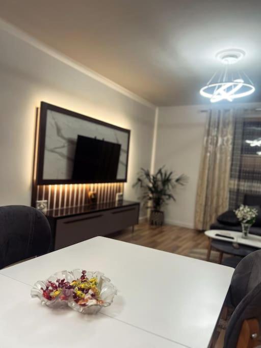 Art'S Apartment Tirana Zewnętrze zdjęcie
