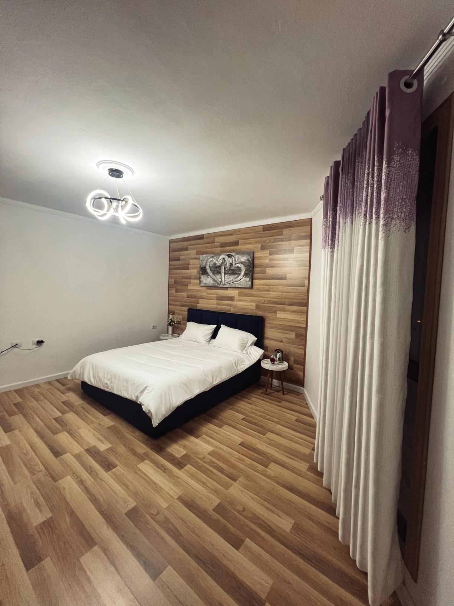 Art'S Apartment Tirana Zewnętrze zdjęcie